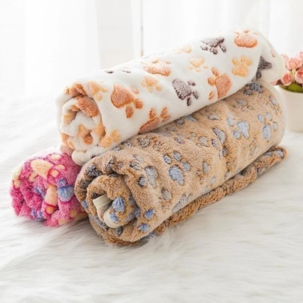 Soft Fluffy High Quality Pet Blanket Cozy Cartoon Pattern Mat Warm Comfortable Blanket for Cats Dogs